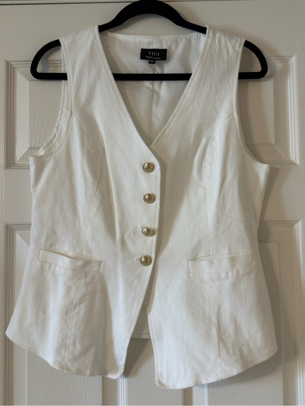 Vici White Sleeveless Tailored Vest